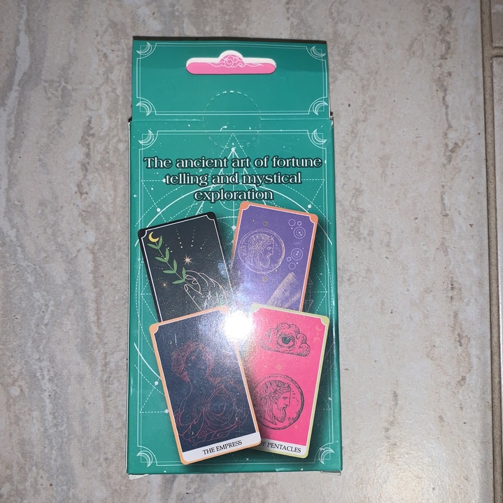 Tarot Cards - Picture 2 of 4